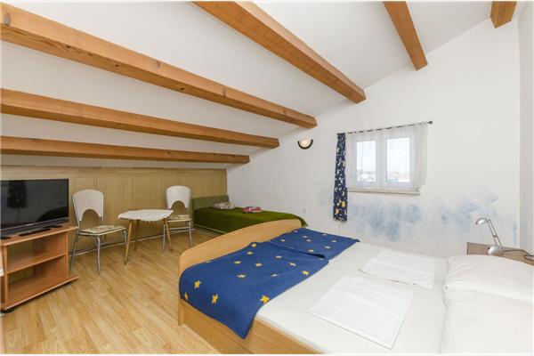 Apartment A2, for 4 persons