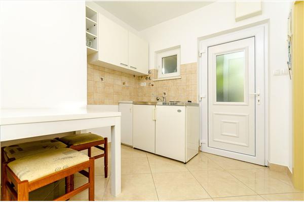 Apartment A2, for 3 persons