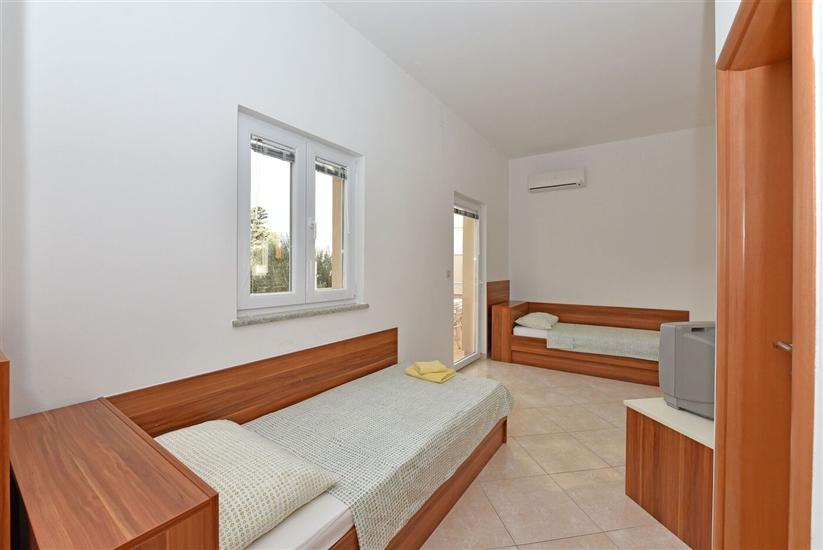 Apartment A2, for 4 persons