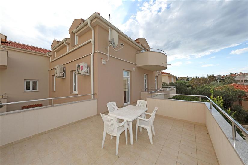 Apartment A3, for 5 persons