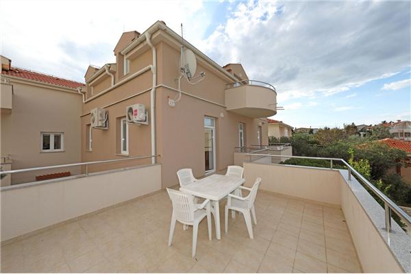 Apartment A3, for 5 persons