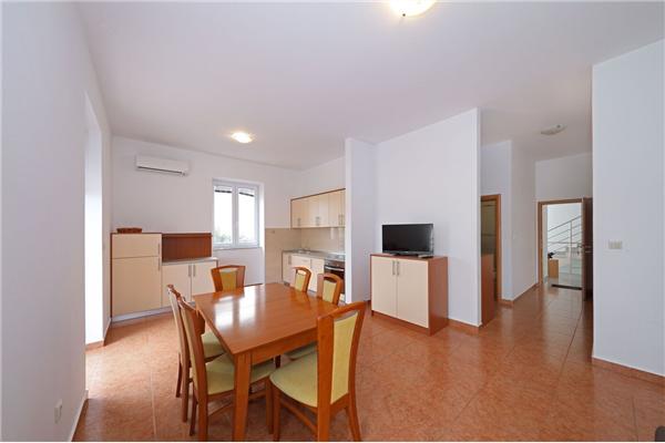Apartment A3, for 5 persons