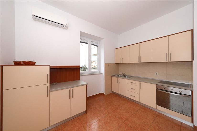 Apartment A3, for 5 persons