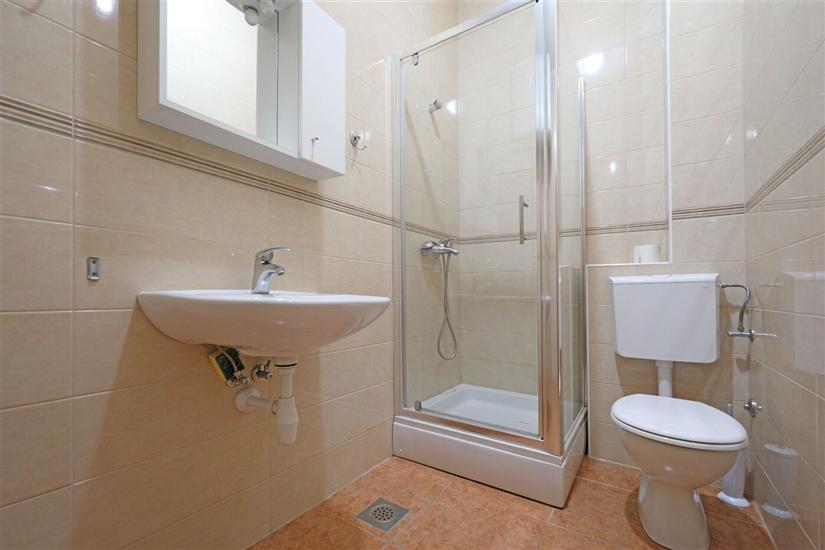 Apartment A3, for 5 persons