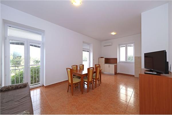 Apartment A3, for 5 persons