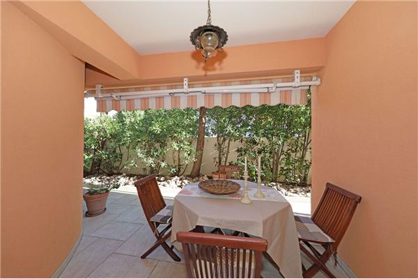 Apartment A2, for 5 persons