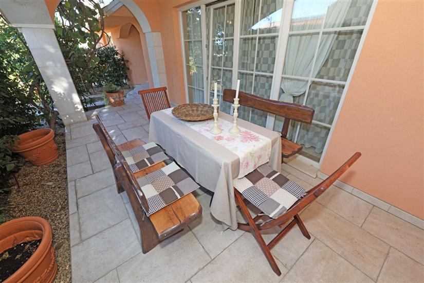 Apartment A5, for 6 persons