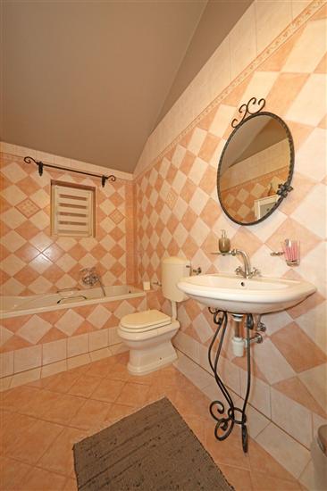 Apartment A4, for 8 persons