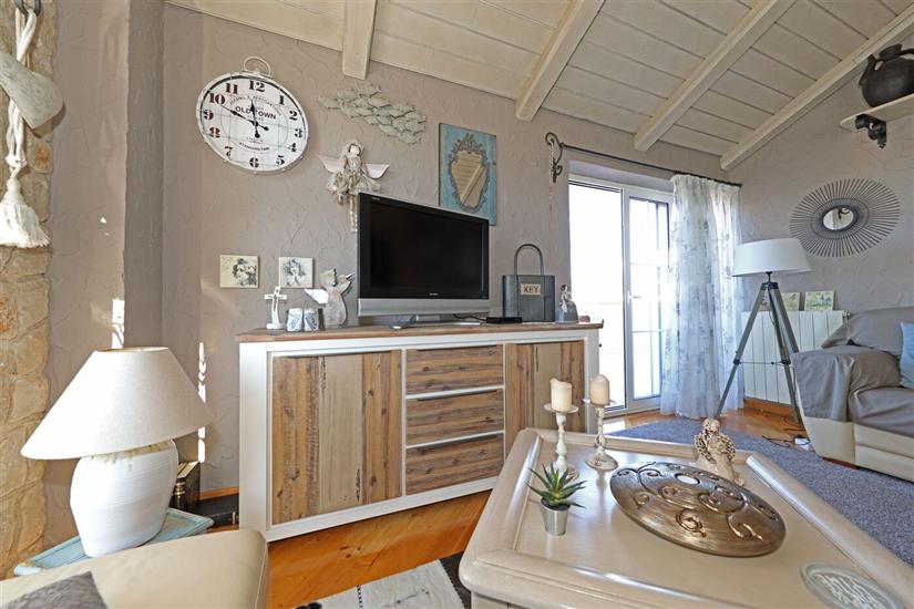 Apartment A4, for 8 persons