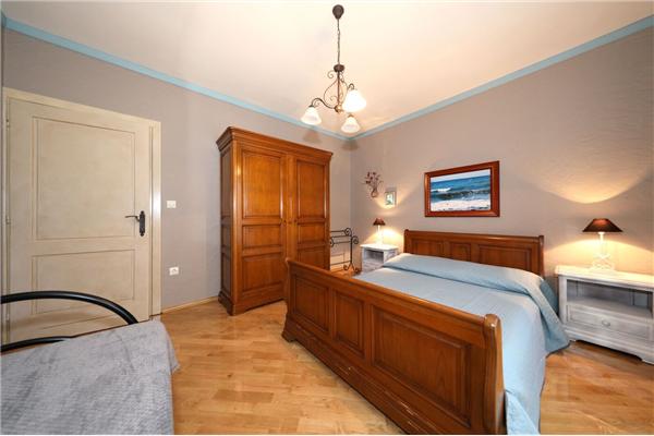 Apartment A4, for 8 persons