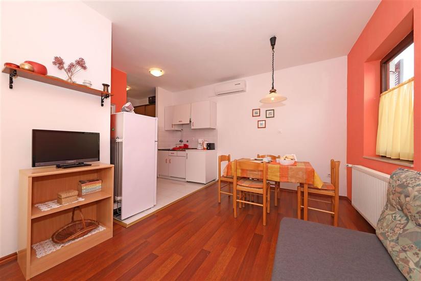 Apartment A2, for 3 persons