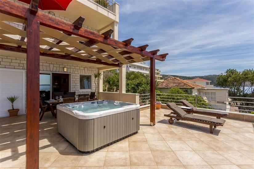 Apartment Paradise view