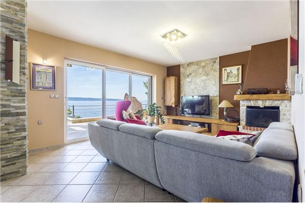 Apartment A1, for 6 persons