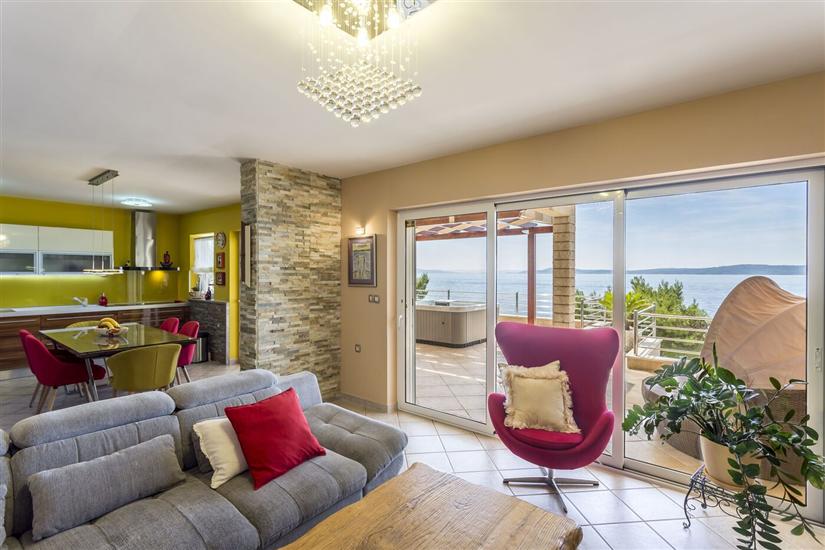 Apartment A1, for 6 persons