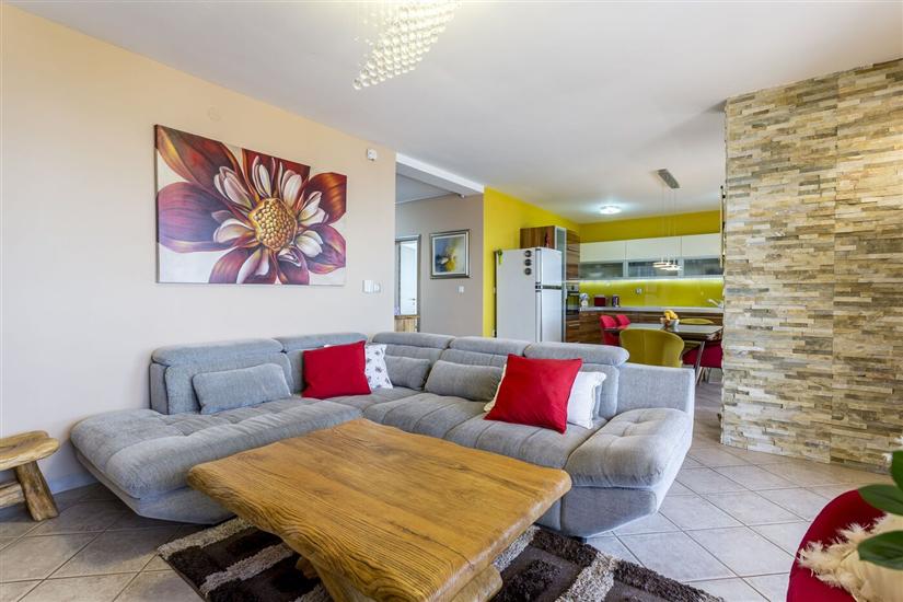 Apartment A1, for 6 persons