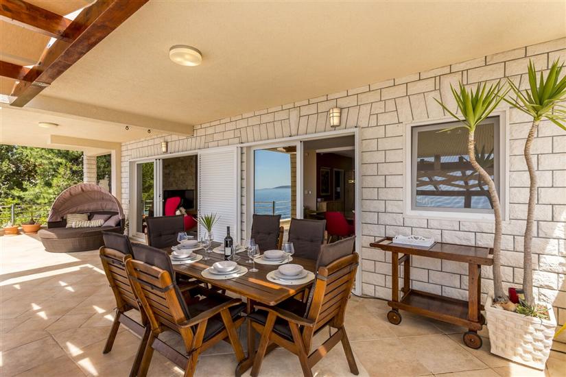 Apartment A1, for 6 persons