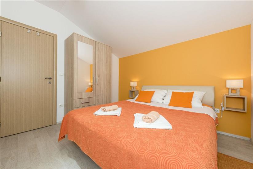 Apartment A2, for 4 persons