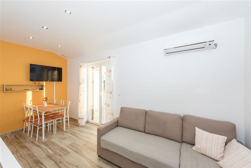 Apartment A2, for 4 persons