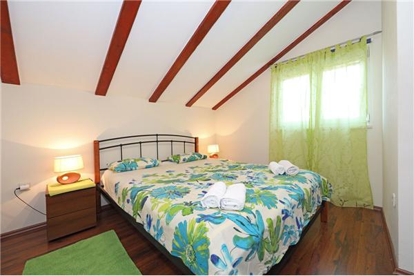 Apartment A4, for 3 persons