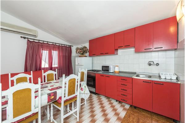 Apartment A1, for 5 persons