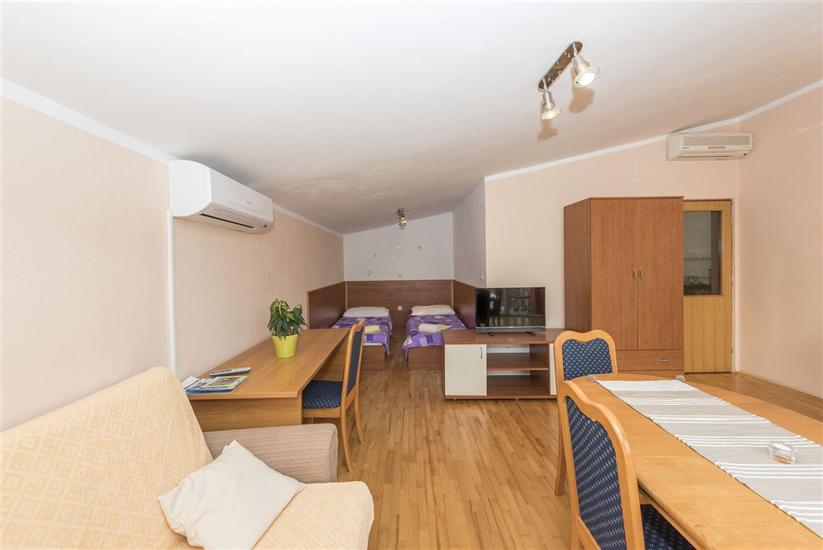 Apartman A1, na 3 osebe