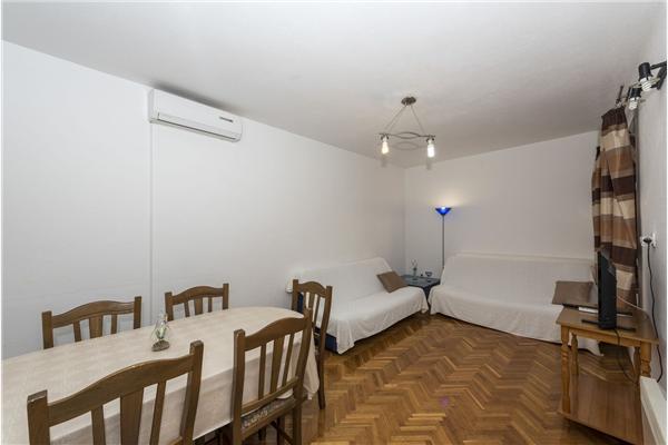 Apartman A2, na 8 osebe