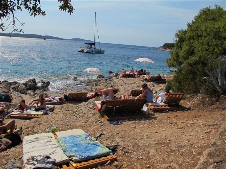 Hula-Hula-Hvar (otok Hvar)