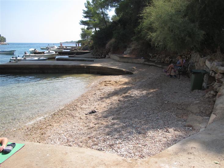 Basina-Basina (otok Hvar)