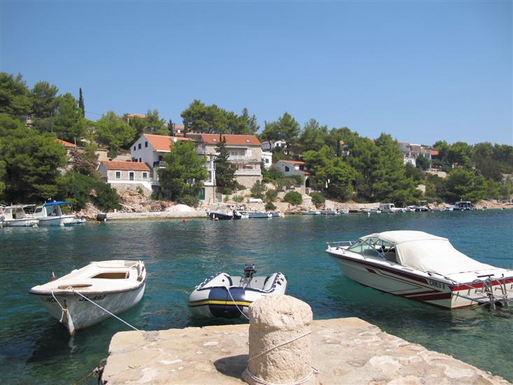 Basina-Basina (otok Hvar)