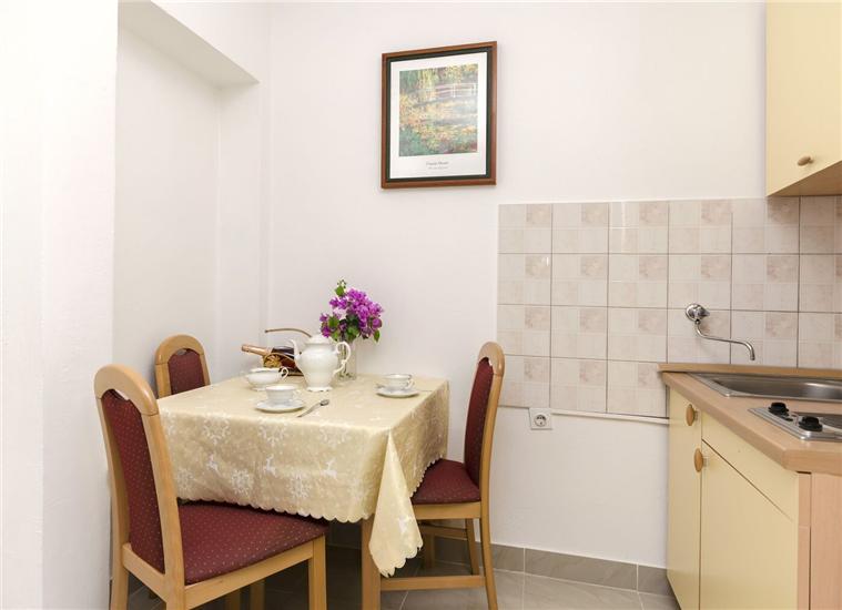 Apartment A4, for 2 persons