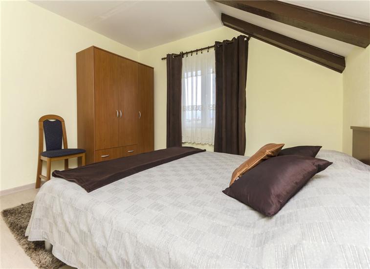 Apartment A2, for 3 persons