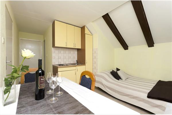 Apartment A2, for 3 persons