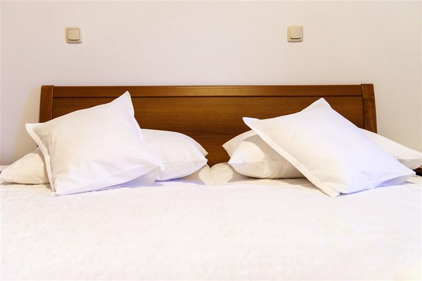 Room S3, for 2 persons