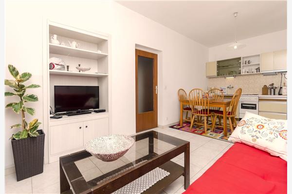 Apartment A2, for 5 persons