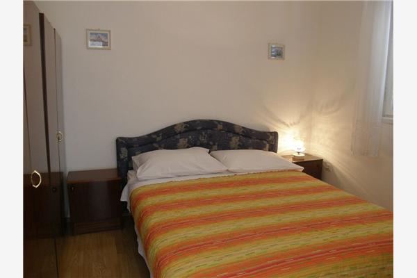 Apartment A1, for 8 persons
