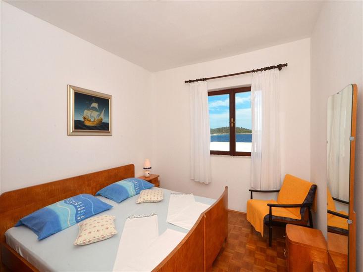 Apartment A1, for 8 persons