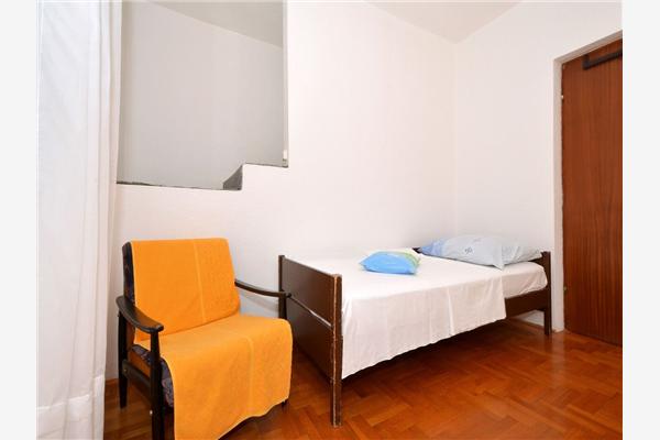 Apartment A1, for 8 persons