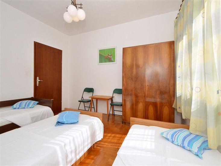 Apartment A1, for 8 persons