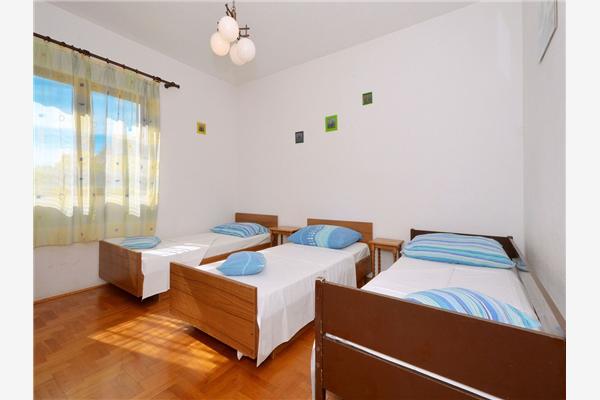 Apartment A1, for 8 persons