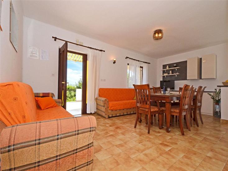 Apartment A1, for 8 persons