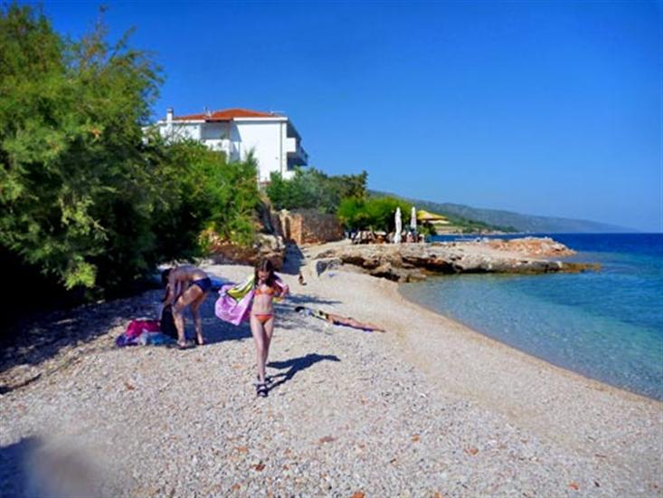 Zavala-Stari Grad (otok Hvar)