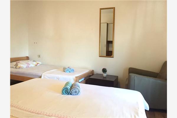 Apartment A2, for 3 persons