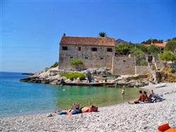 Dubovica Vrboska - île de Hvar Plaža