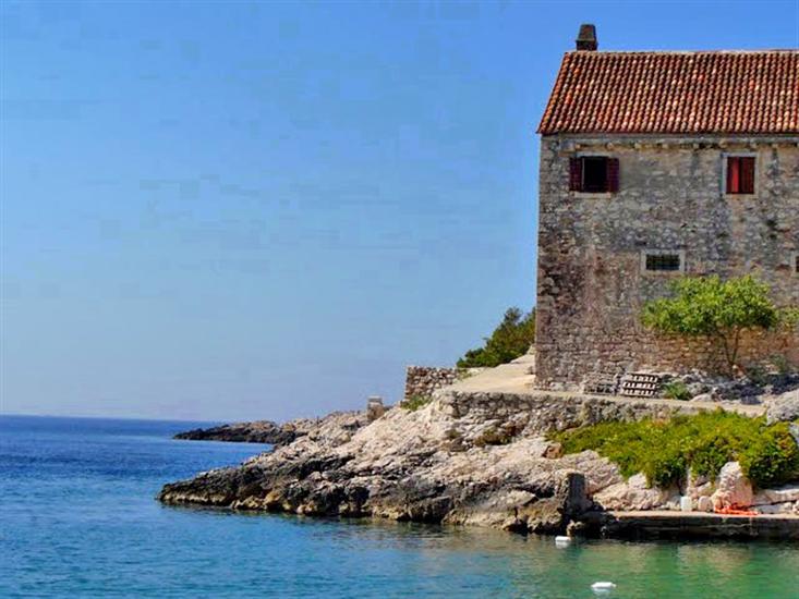 Dubovica-Hvar (otok Hvar)