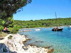 Sabuša Sali (otok Dugi otok) Plaža