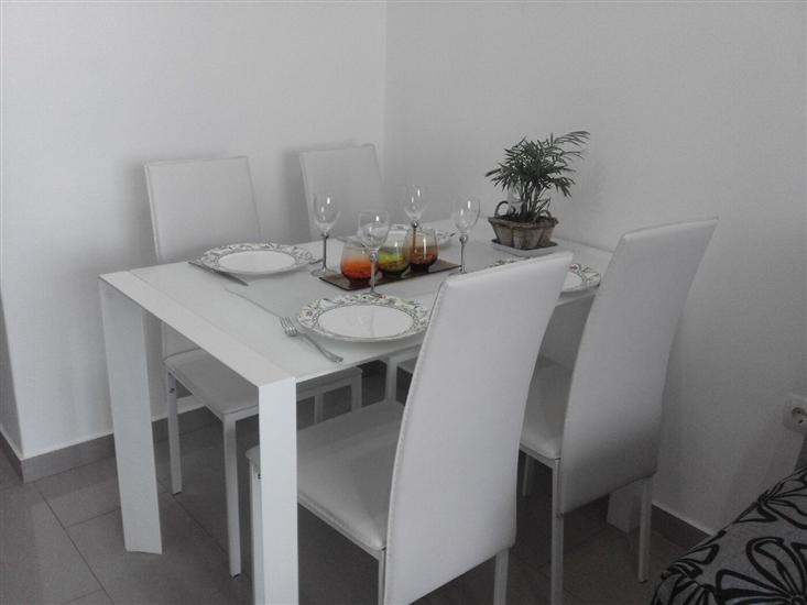 Apartment A5, for 3 persons