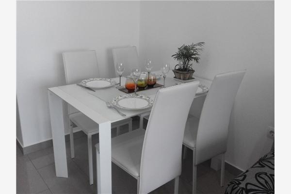 Apartment A5, for 3 persons