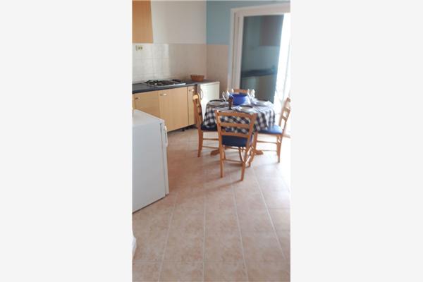 Apartment A2, for 4 persons