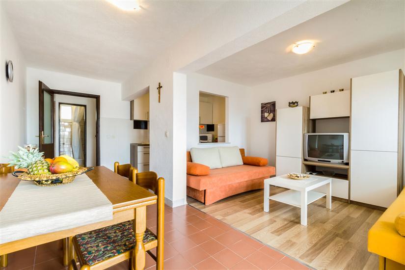 Apartment A1, for 4 persons