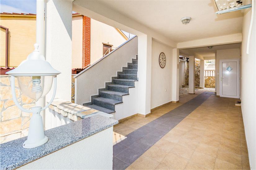 Apartments Bregovec Maslenica